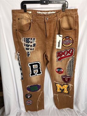 NWT Voyage Studios Hidden Treasures 'Varsity Champions' Logo Patchwork Jeans- 38
